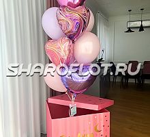 Коробка-поздравление с шарами Фламинго