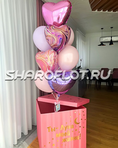 Коробка-поздравление с шарами Фламинго