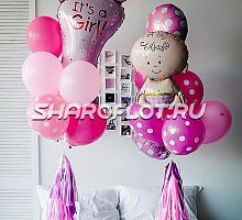 Букет воздушных шаров на выписку девочки