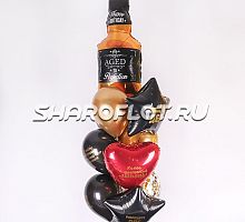 Фонтан с надпсиями парню с бутылкой Виски