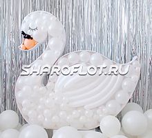 Каркасная фигура с шариками Белый лебедь