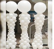 Колонна из белых шаров 2м