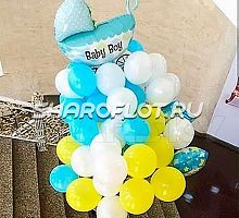 Букет на выписку мальчика с желтыми голубыми шариками